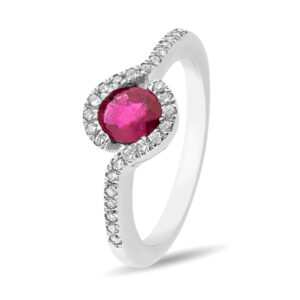 Anillo de oro blanco, rubí central y diamantes