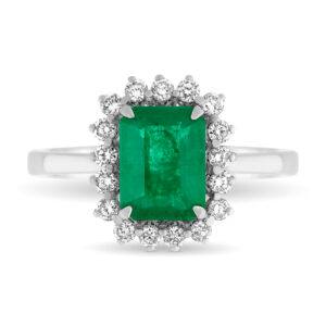 Anillo de oro blanco, esmeralda central rodeada de diamantes