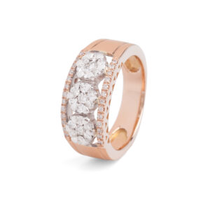 Anillo bicolor de oro rosa y blanco con diamantes